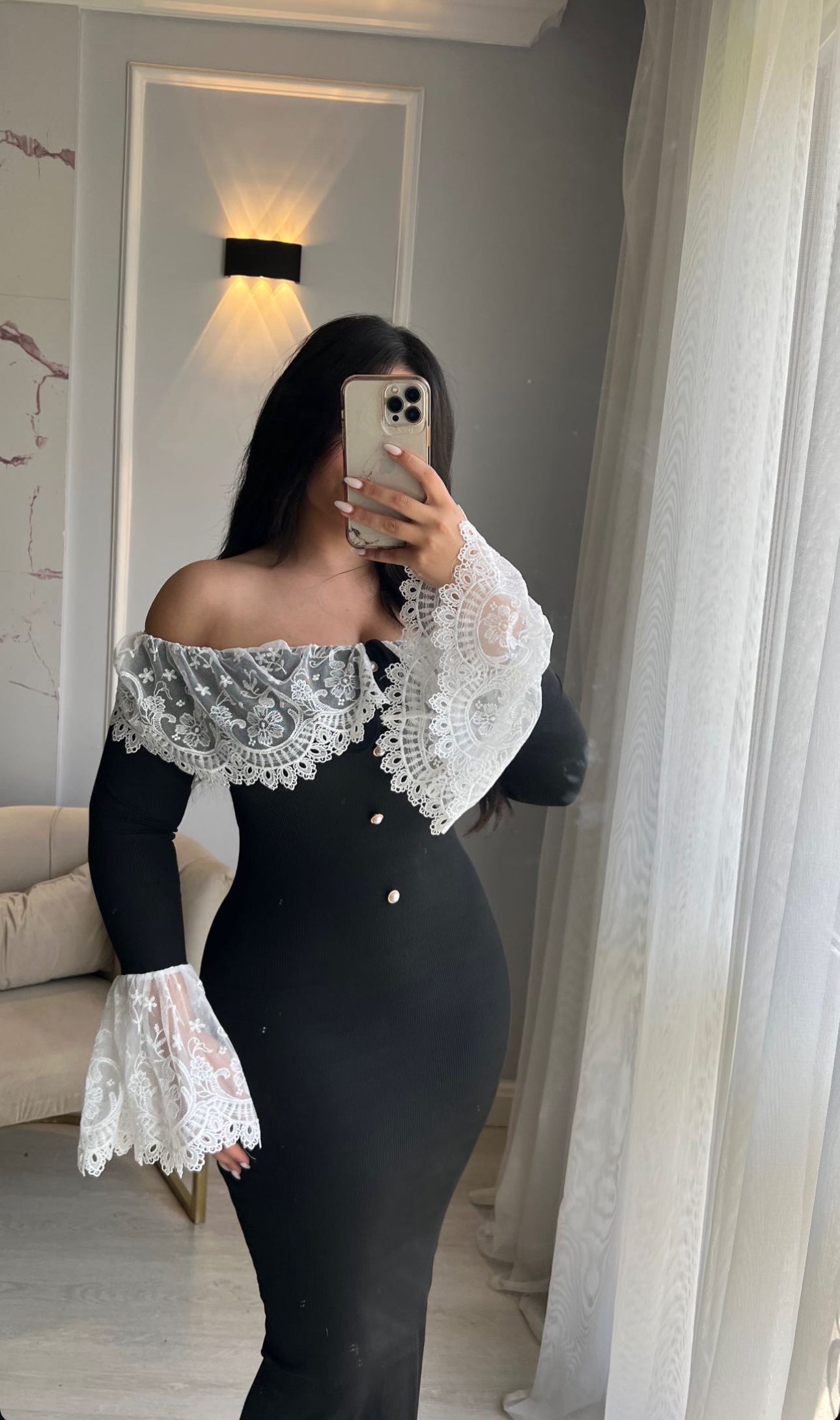 Shoulder dress