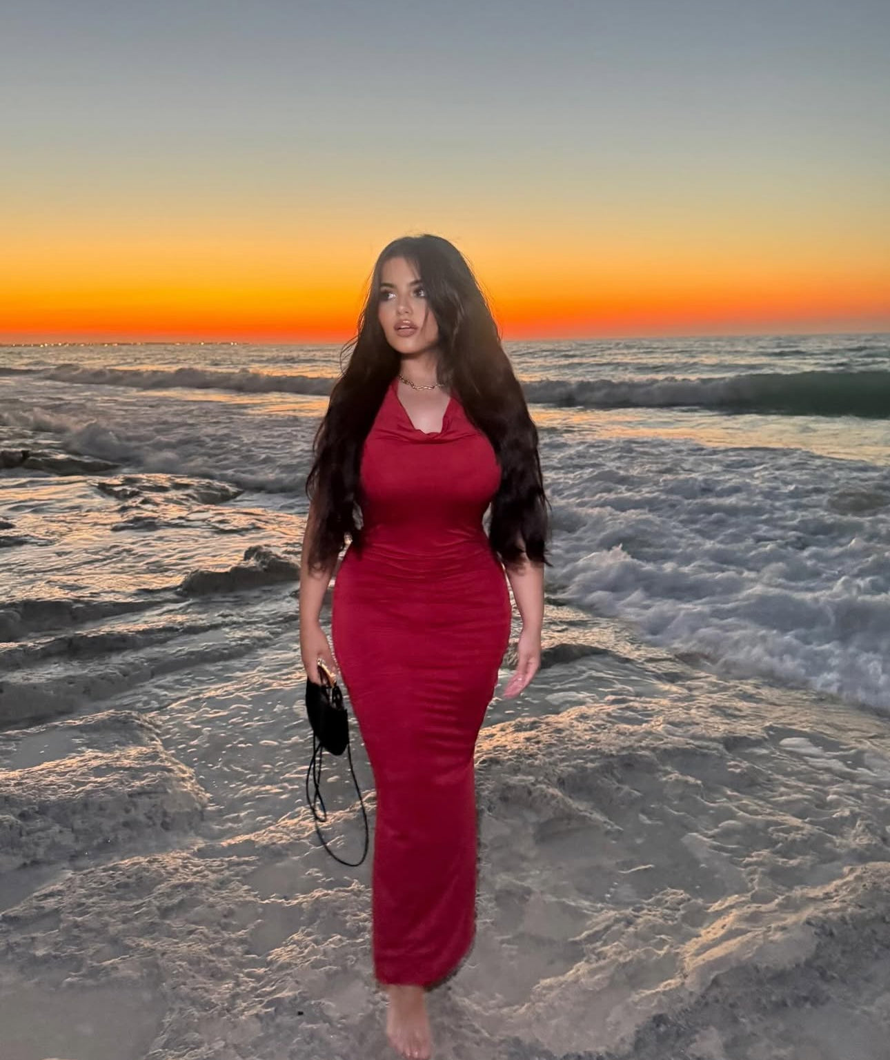 Neck fitted mermaid dress